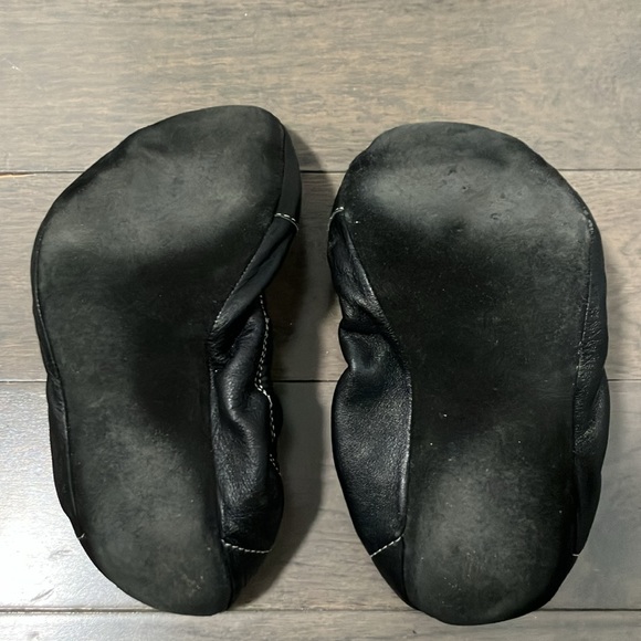 Burberry Fold Up Travel Slippers with Pouch Size S - Picture 6 of 12